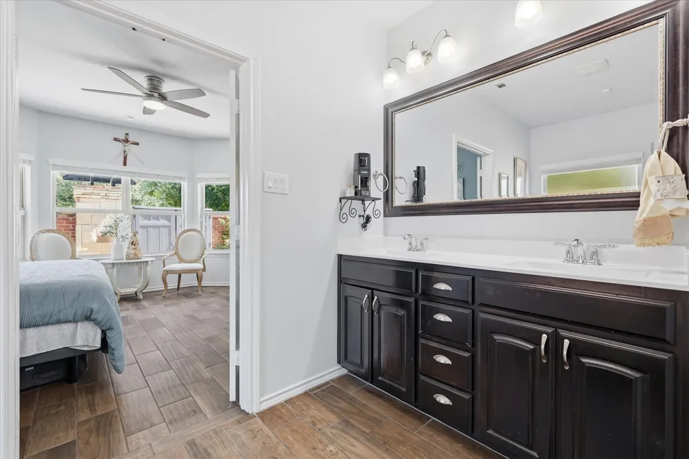 5901 Glenwood Drive Denton, TX 76208