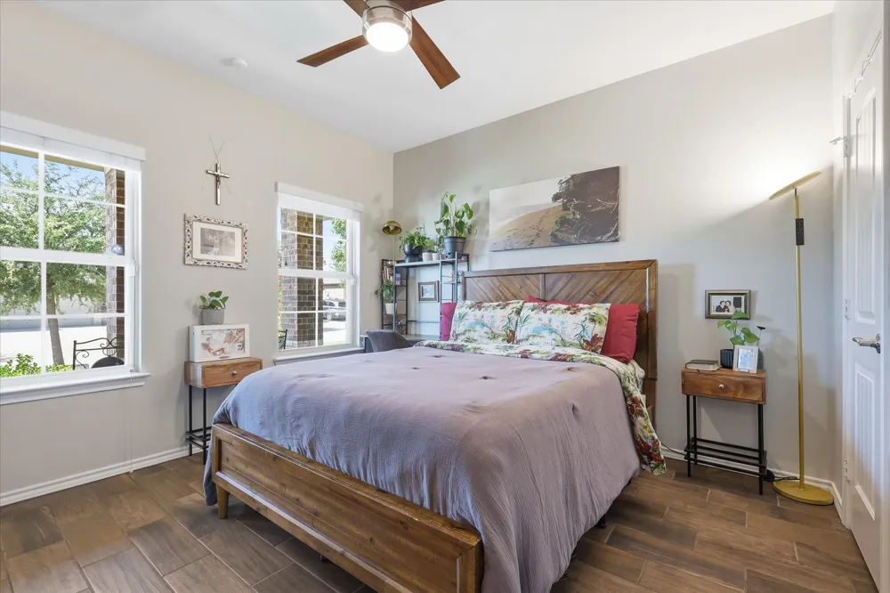 5901 Glenwood Drive Denton, TX 76208