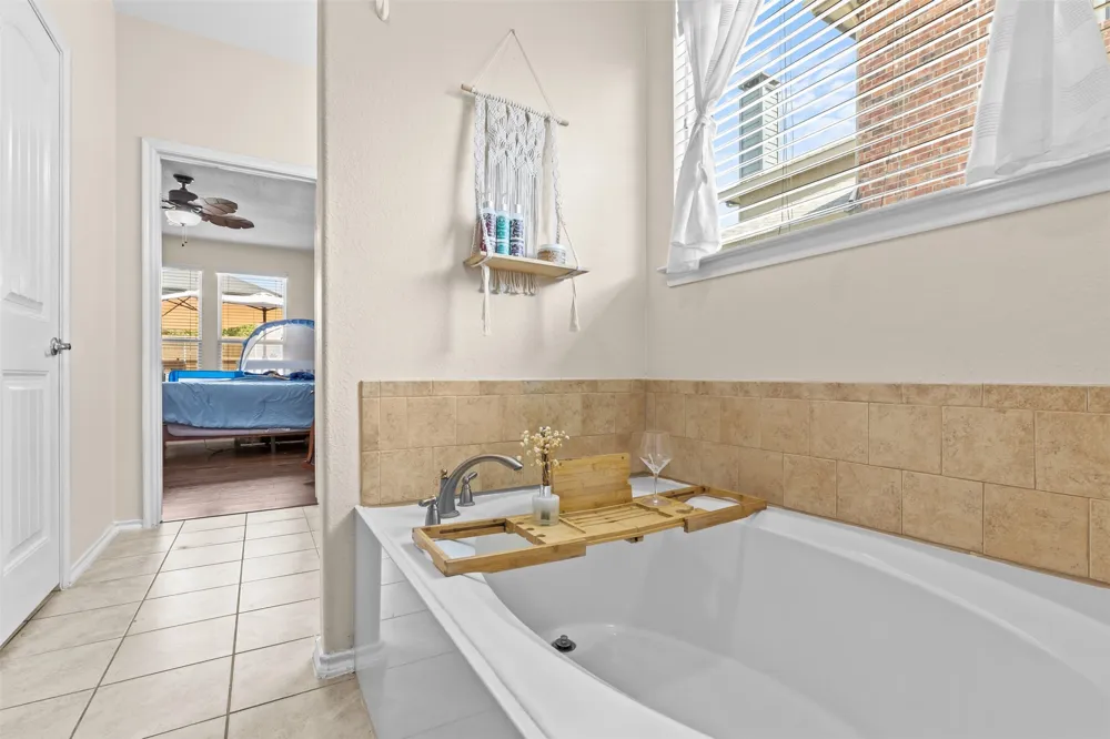 404 Marquette Drive Van Alstyne, TX 75495