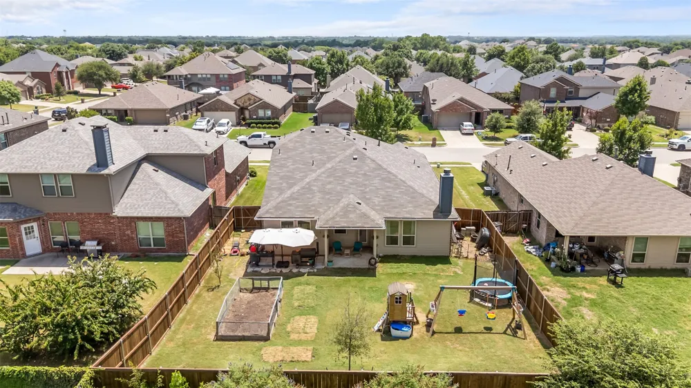 404 Marquette Drive Van Alstyne, TX 75495