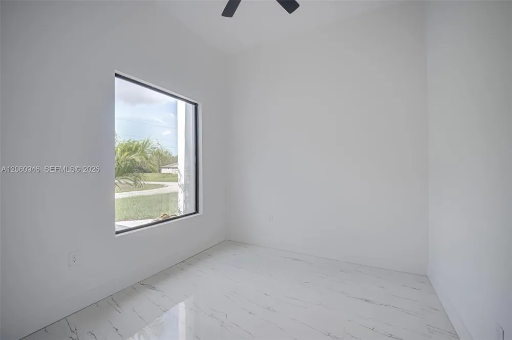 470 LACONIC AVE Lehigh Acres, FL 33974