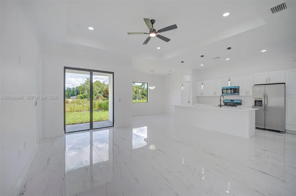 470 LACONIC AVE Lehigh Acres, FL 33974