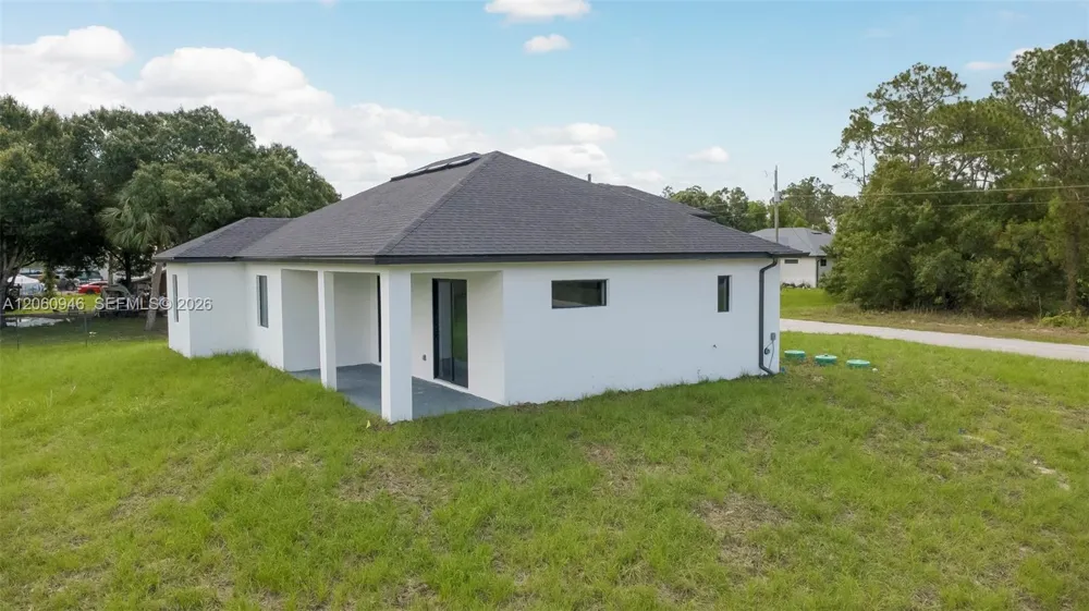 470 LACONIC AVE Lehigh Acres, FL 33974