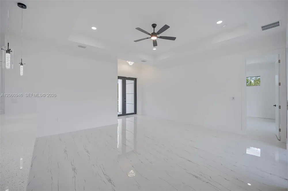 470 LACONIC AVE Lehigh Acres, FL 33974