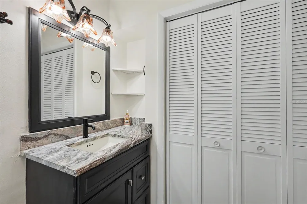 8359 CANDLEWOOD ROAD #8359 Seminole, FL 33777