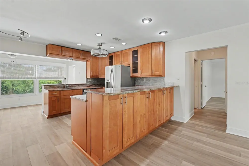 8359 CANDLEWOOD ROAD #8359 Seminole, FL 33777
