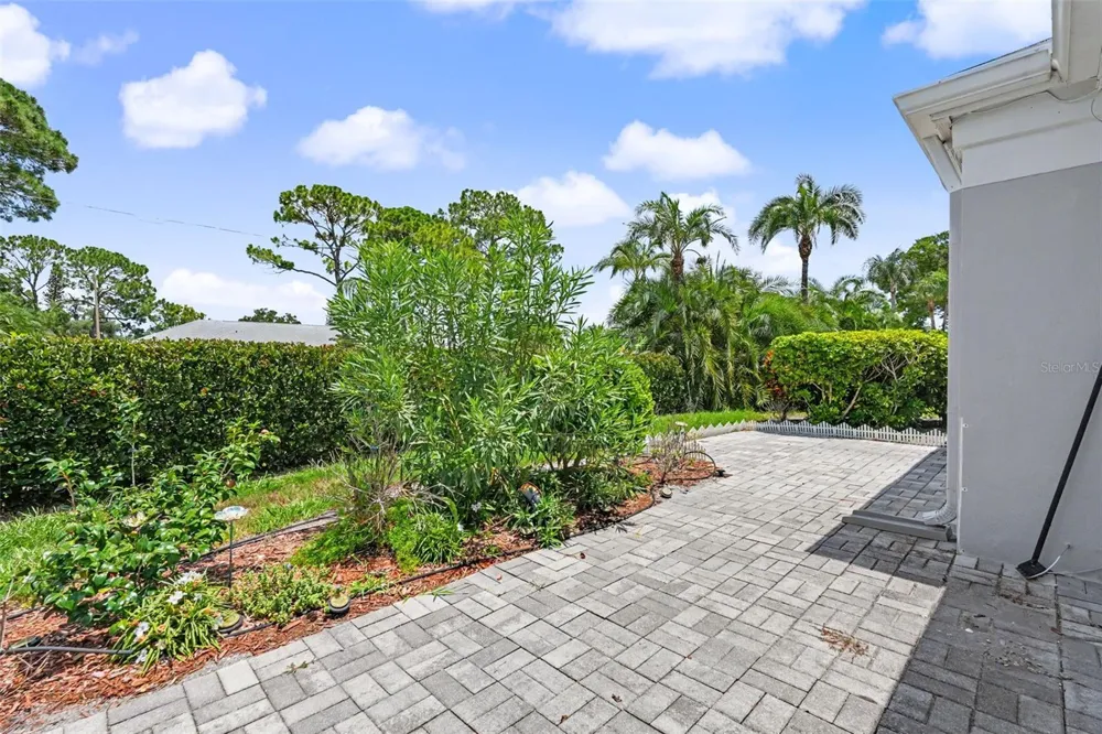 8359 CANDLEWOOD ROAD #8359 Seminole, FL 33777
