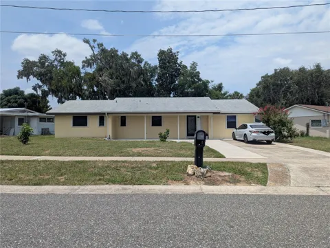 1521 NORMANDY WAY