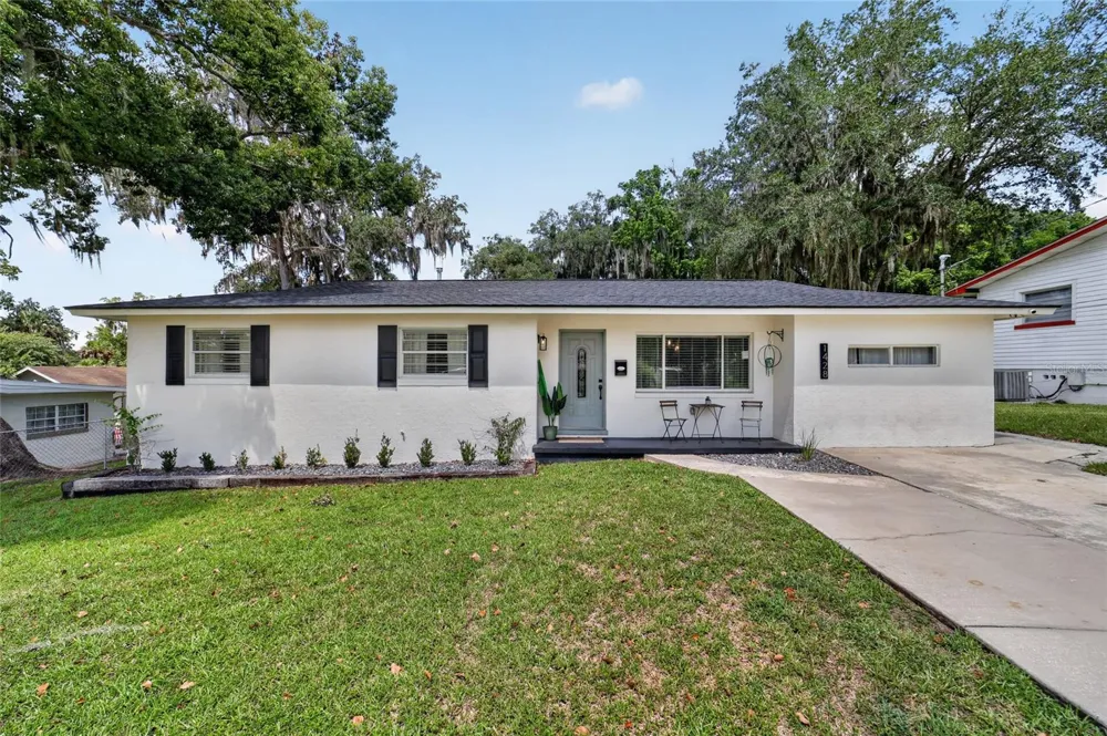 1428 SE 9TH AVENUE ocala, FL 34471