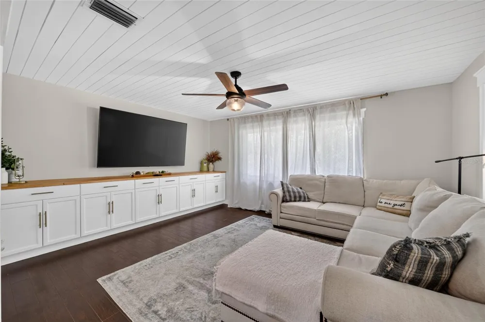 1428 SE 9TH AVENUE ocala, FL 34471