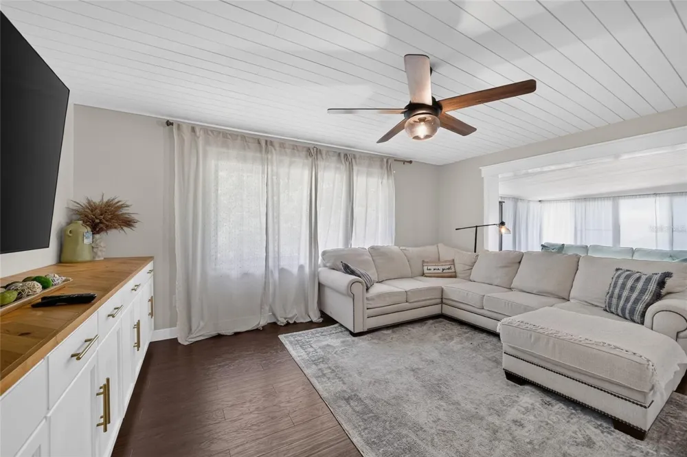 1428 SE 9TH AVENUE ocala, FL 34471