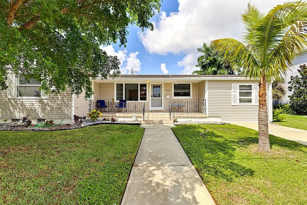 315 DURRANCE STREET Punta Gorda, FL 33950