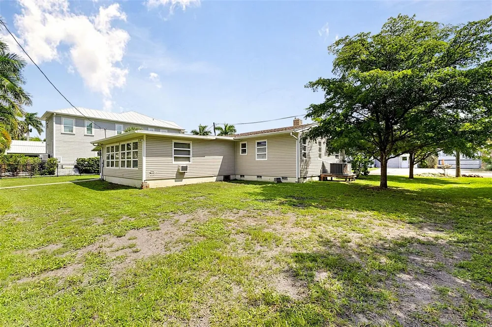 315 DURRANCE STREET Punta Gorda, FL 33950