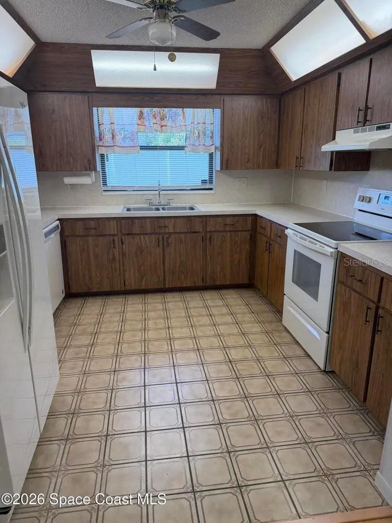 3079 SEA GATE CIRCLE Merritt Island, FL 32953