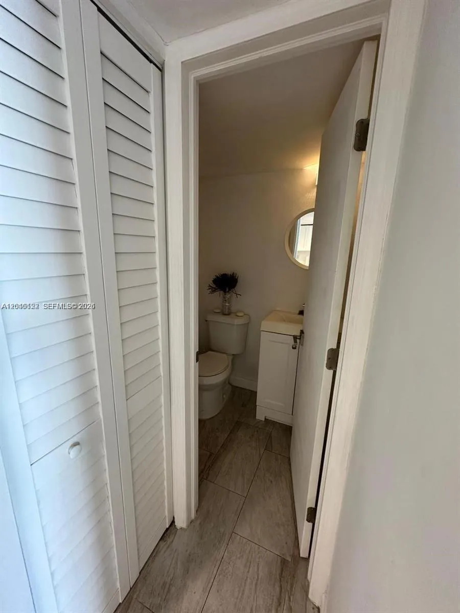 1801 S Ocean Dr #333 Hallandale Beach, FL 33009