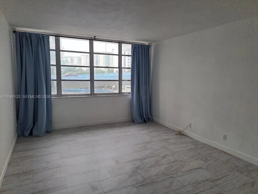 1801 S Ocean Dr #333 Hallandale Beach, FL 33009