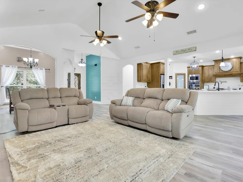 1255 Greg Street Azle, TX 76020