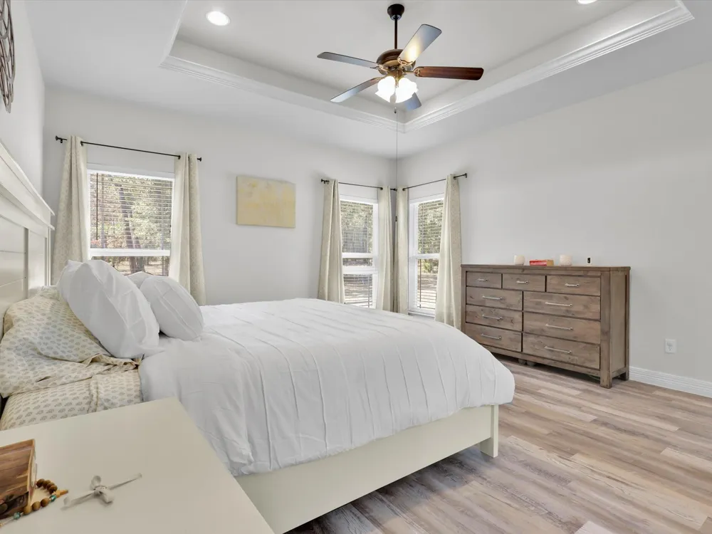 1255 Greg Street Azle, TX 76020
