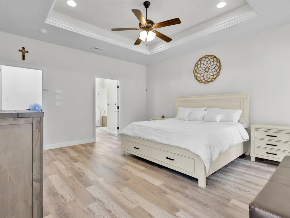 1255 Greg Street Azle, TX 76020