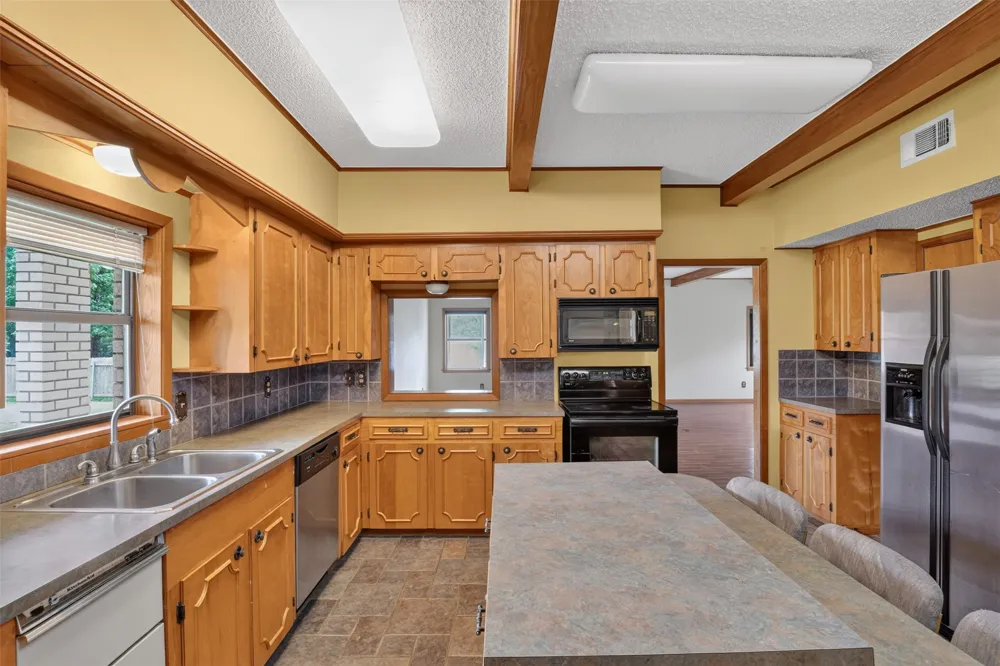 724 Pine Forest Drive Minden, LA 71055