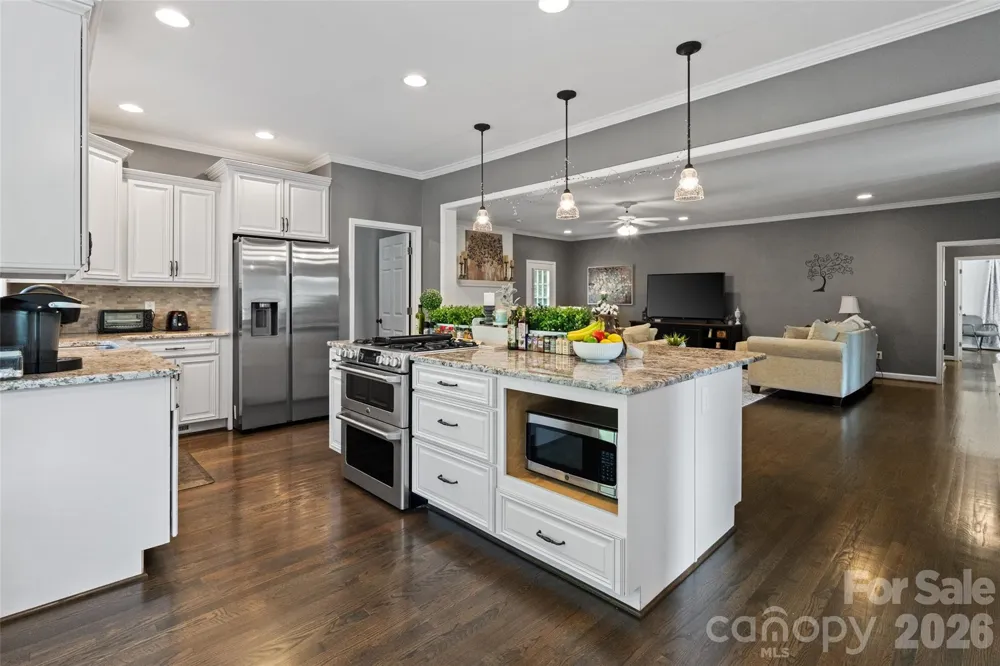 2018 Olde Oxford Court Rock Hill, SC 29732