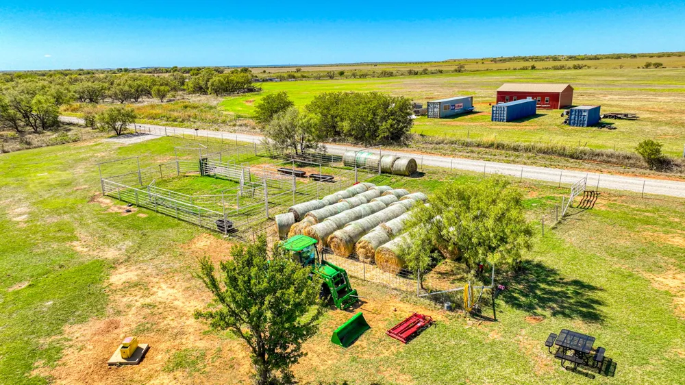 2337 Walsh Megargel, TX 76370