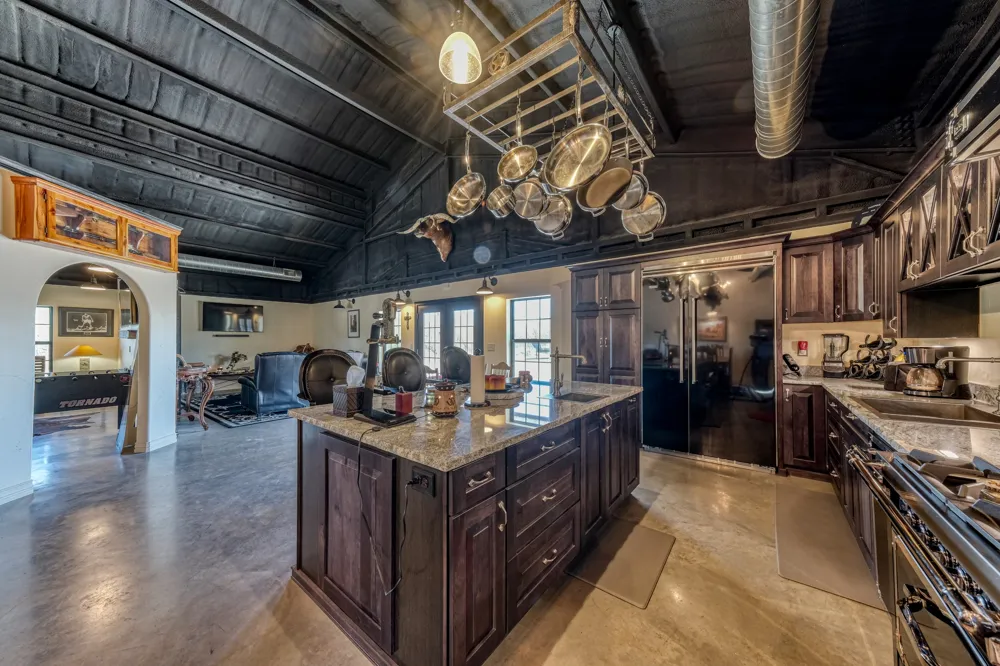 2337 Walsh Megargel, TX 76370