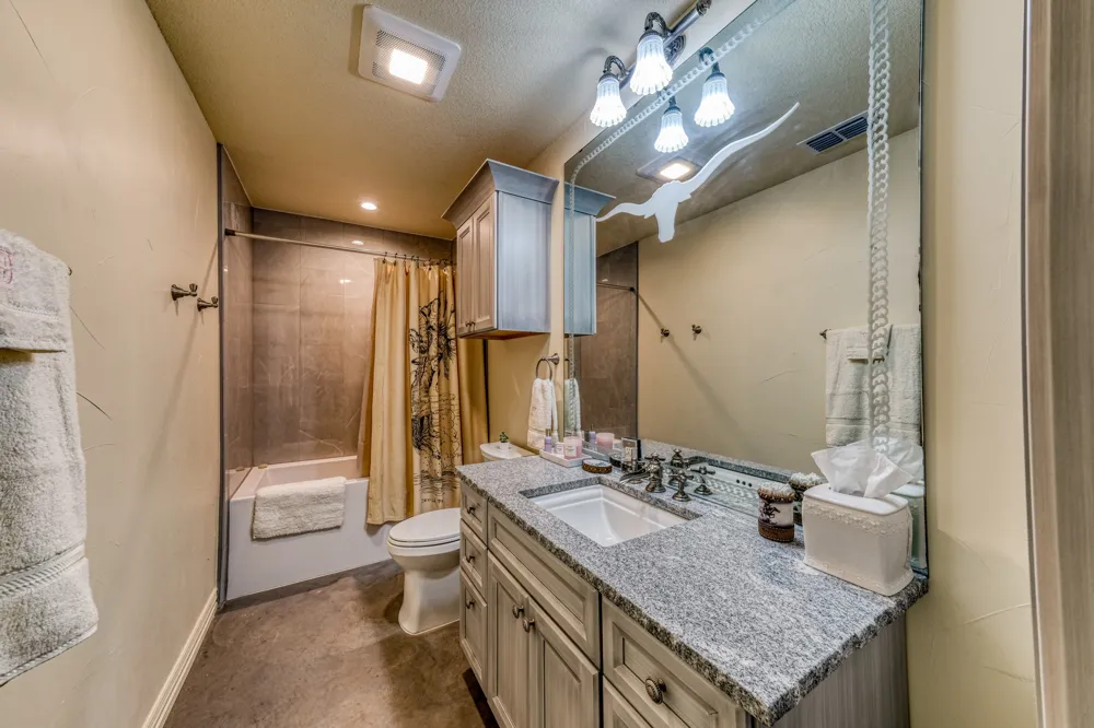 2337 Walsh Megargel, TX 76370