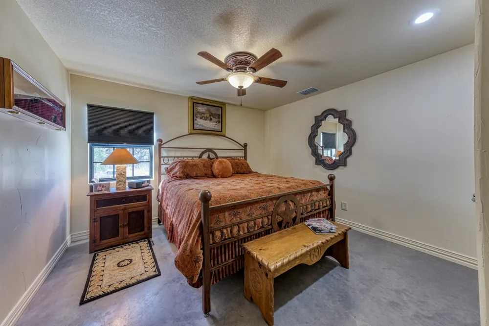 2337 Walsh Megargel, TX 76370