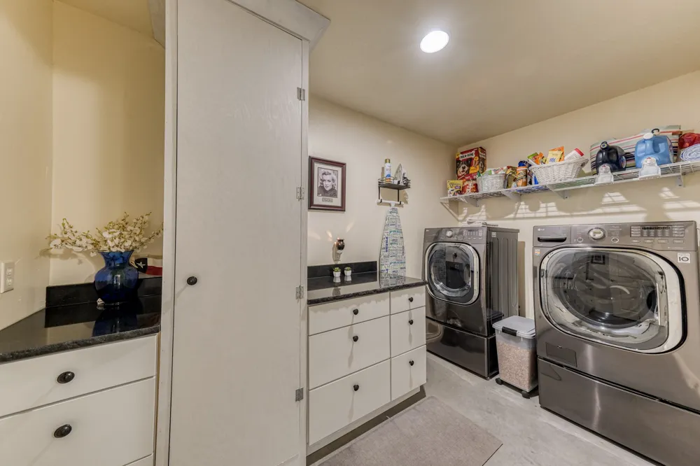 2337 Walsh Megargel, TX 76370
