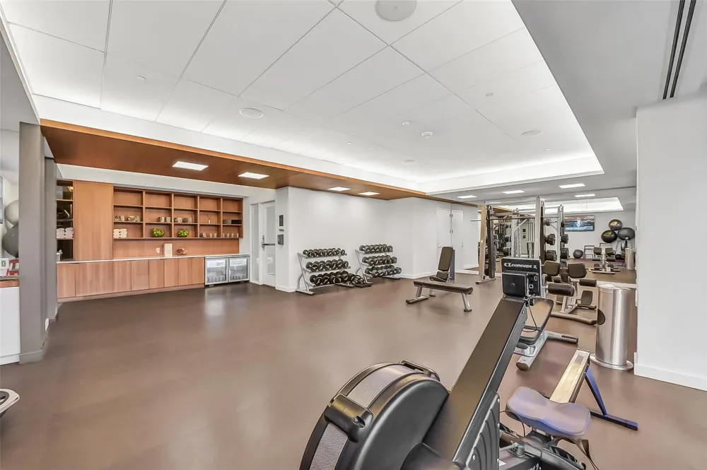 1111 Caroline Street #2903 Houston, TX 77010