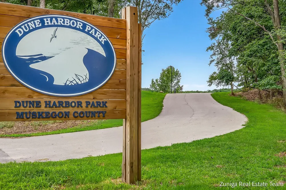 2258 Lincoln Street Muskegon, MI 49441