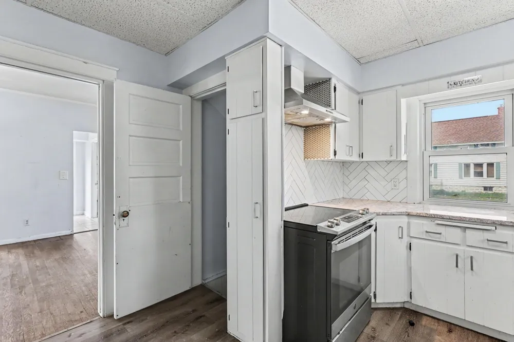2258 Lincoln Street Muskegon, MI 49441