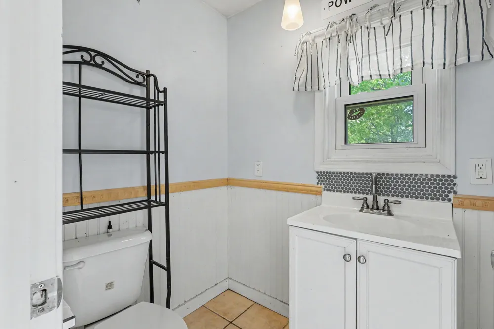 2258 Lincoln Street Muskegon, MI 49441