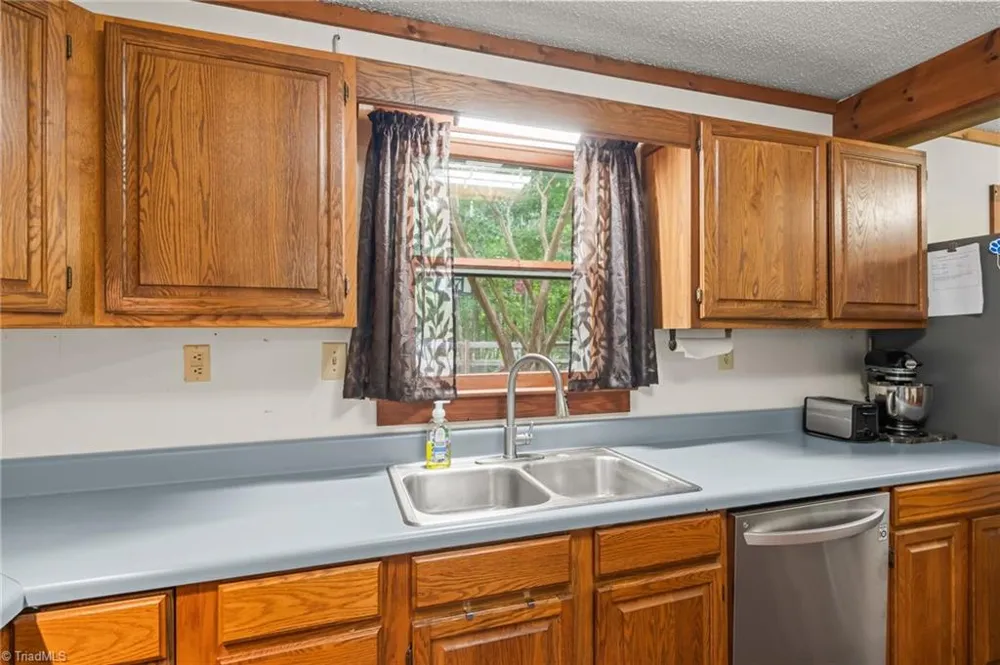 505 Tipperary Lane Denton, NC 27239