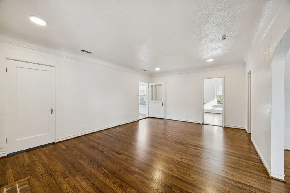 4147 Emerson Avenue University Park, TX 75205