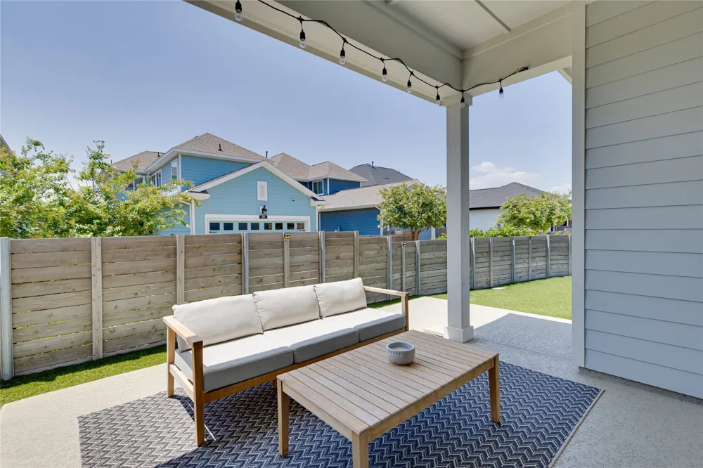 8801 Grand Avenue North Richland Hills, TX 76180