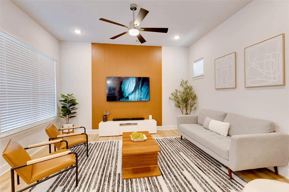 8801 Grand Avenue North Richland Hills, TX 76180