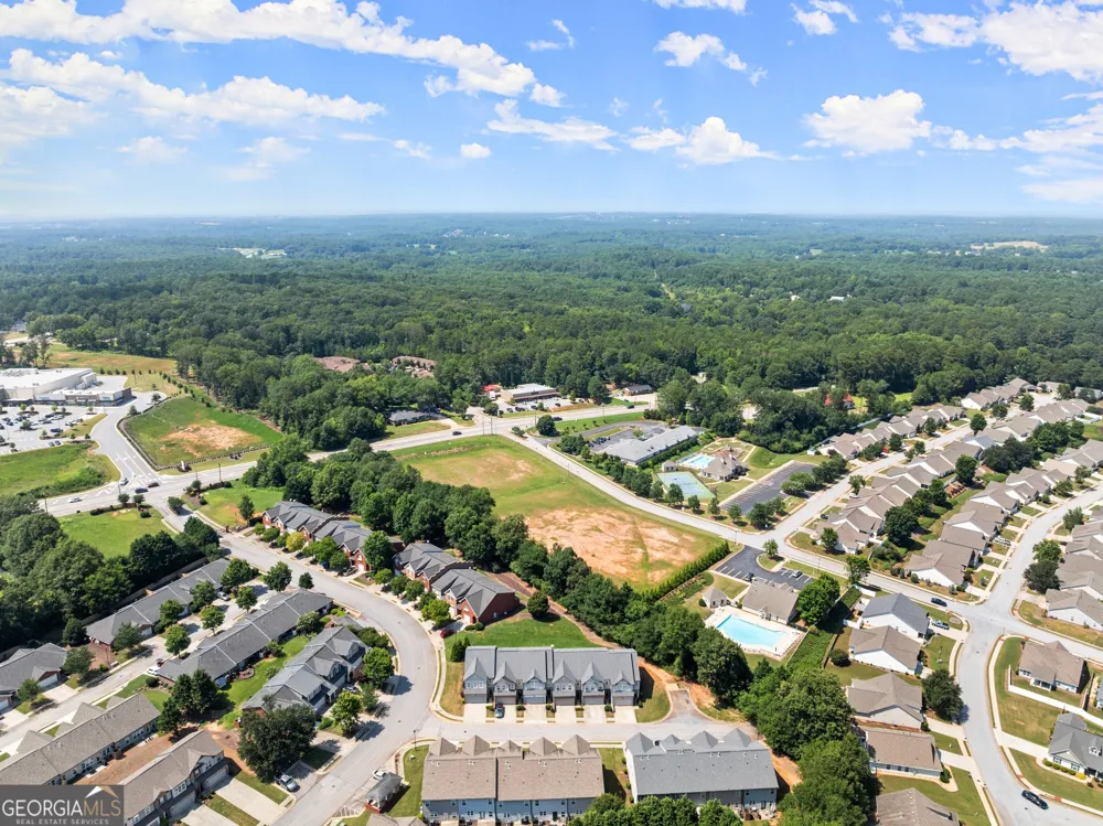 52 Wisteria CT Winder, GA 30680