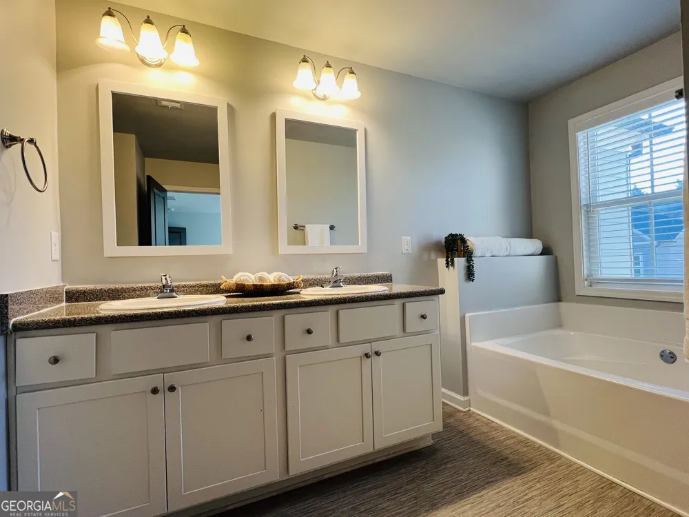 52 Wisteria CT Winder, GA 30680