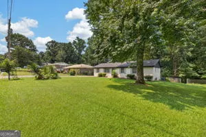 899 E Glochester PL Norcross, GA 30071