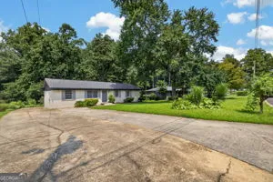 899 E Glochester PL Norcross, GA 30071