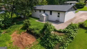 899 E Glochester PL Norcross, GA 30071