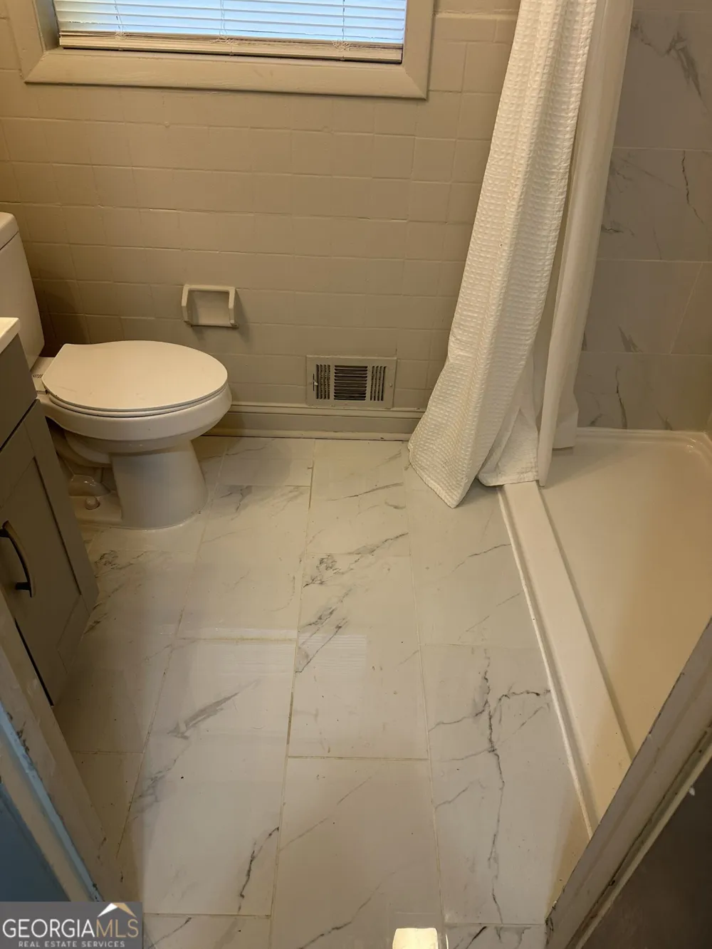 899 E Glochester PL Norcross, GA 30071