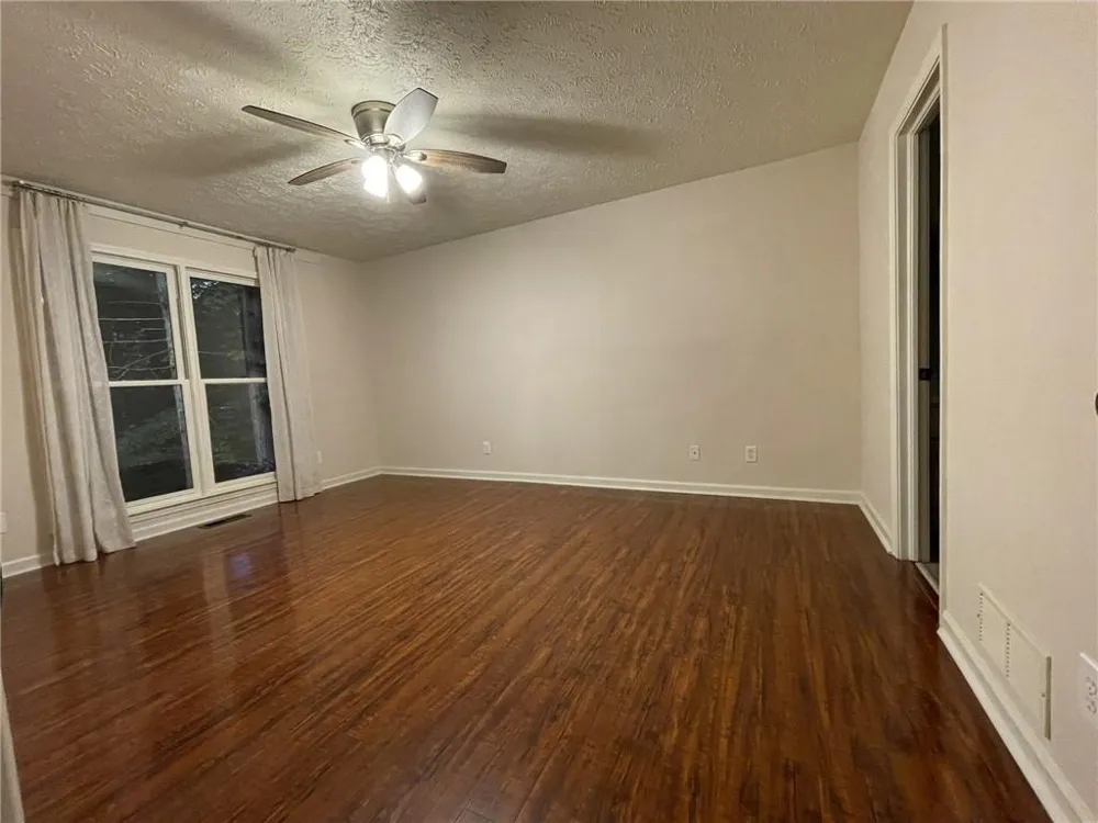 1024 Laurel Lake Drive Ball Ground, GA 30107
