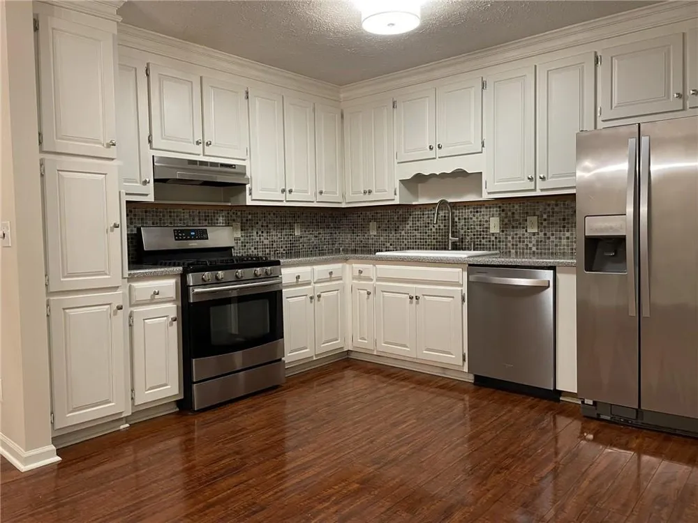 1024 Laurel Lake Drive Ball Ground, GA 30107