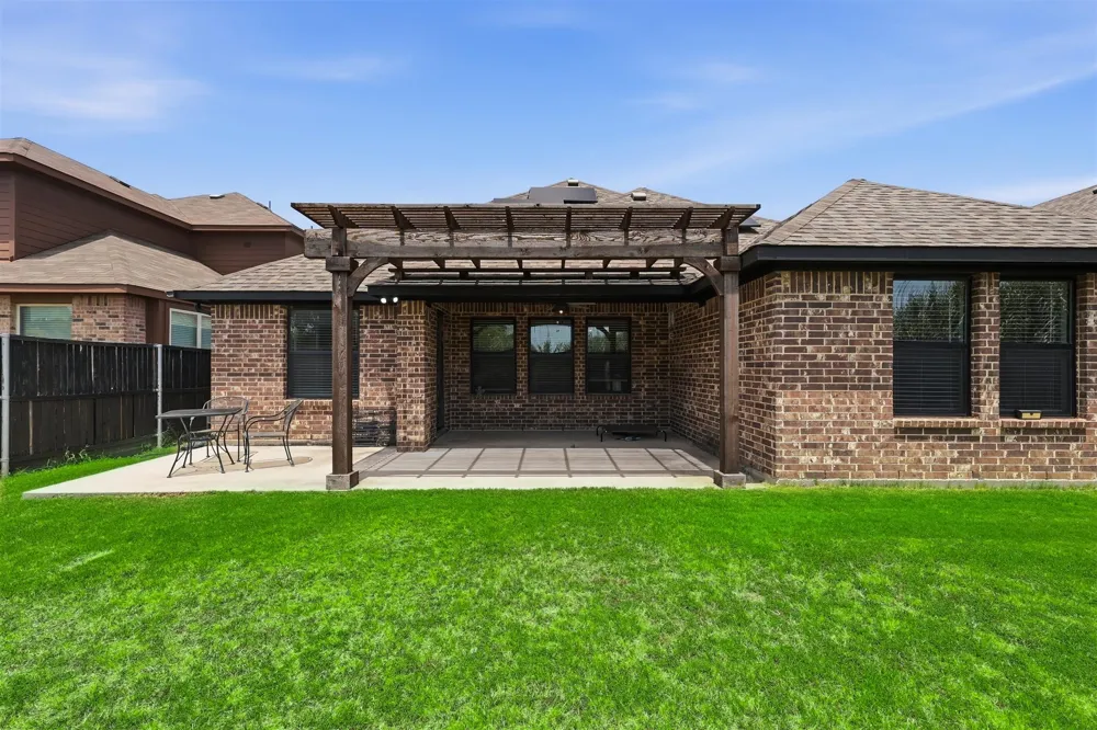 3920 Madison Lane Denton, TX 76208