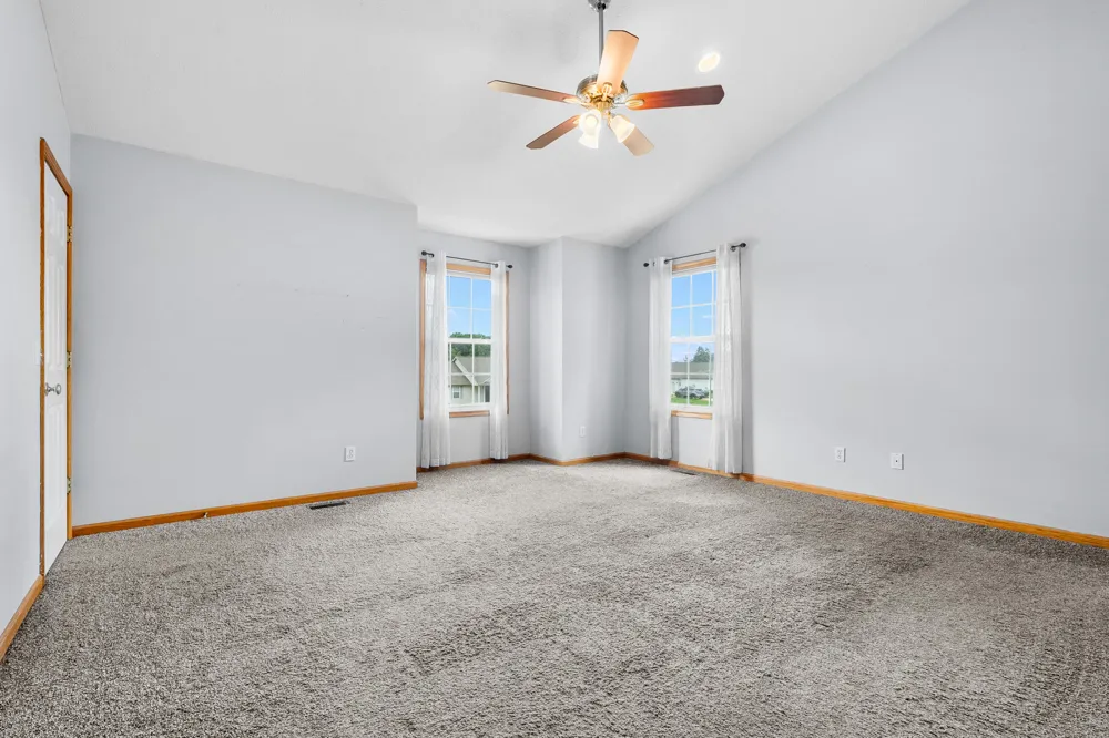 6086 Thistlewood Avenue Scotts, MI 49088
