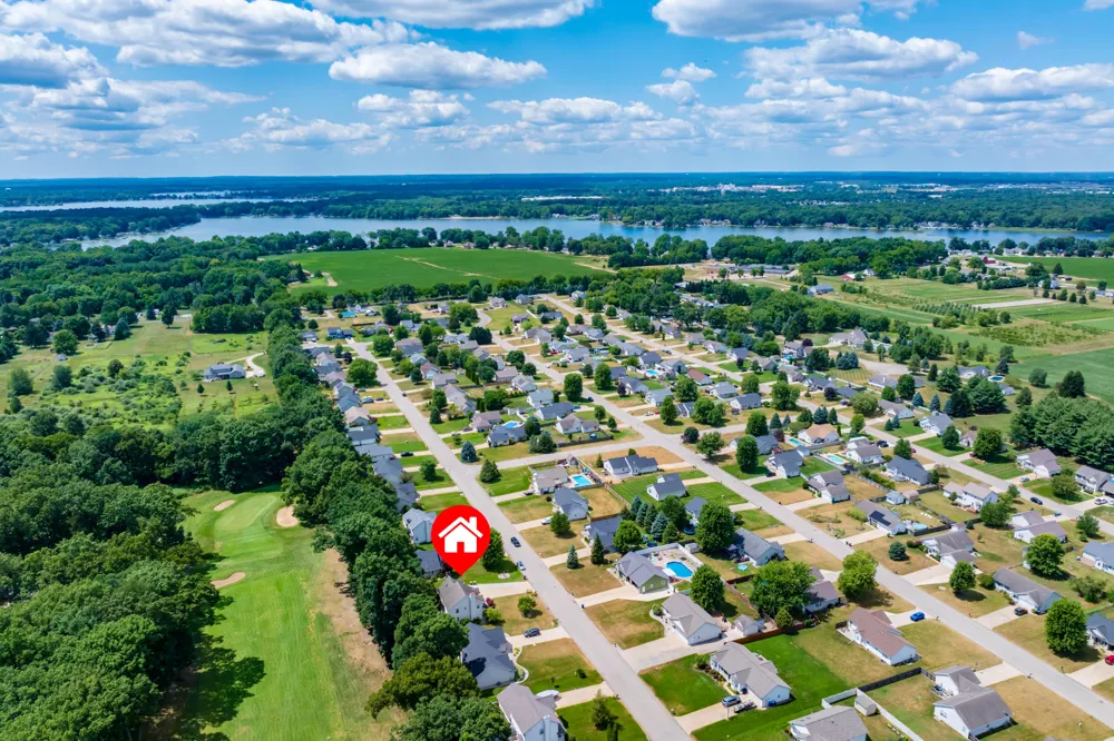 6086 Thistlewood Avenue Scotts, MI 49088