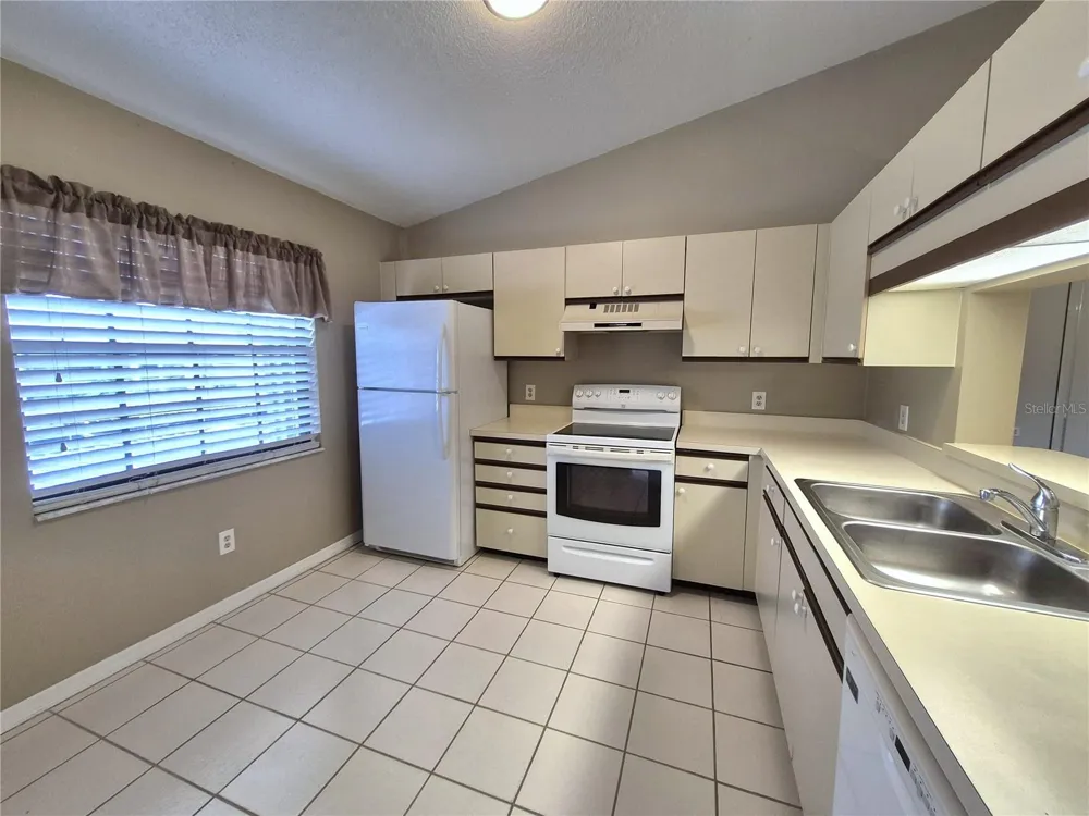 2150 ELM STREET #606 Dunedin, FL 34698